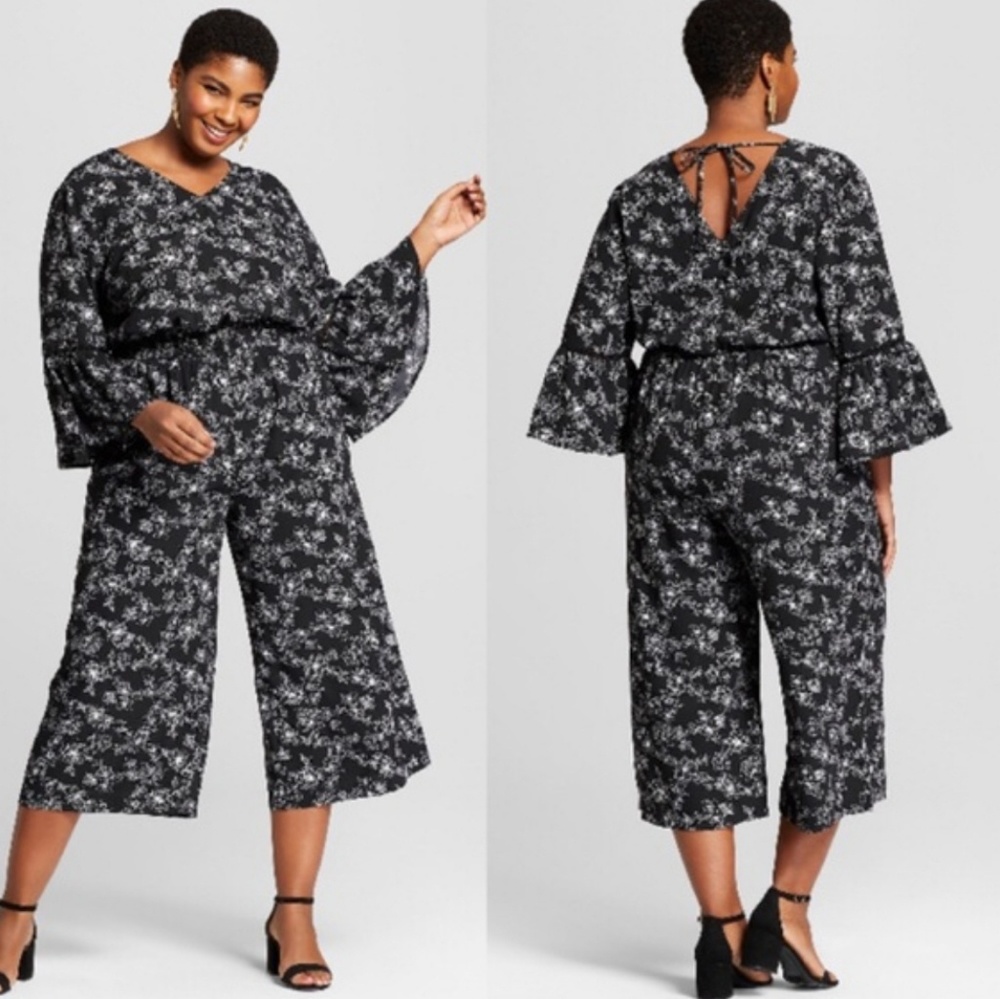 Ava & Viv Romper NWOT